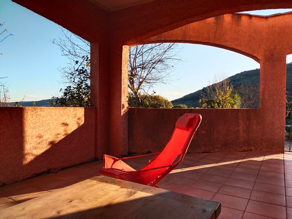Maison avec vue imprenable sur la vallée