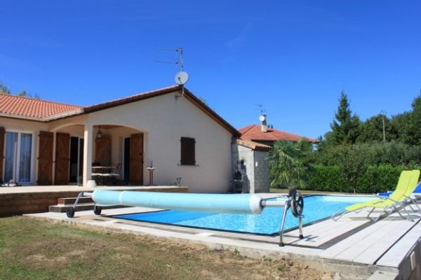 casa a Saint-Maurice-de-Gourdans, France