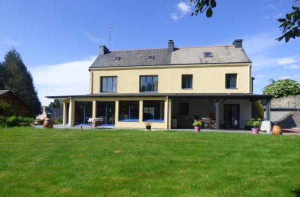 house in Locoal-Mendon, France