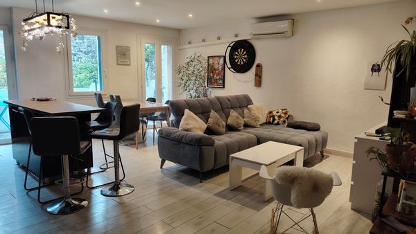 maison de village chaleureuse