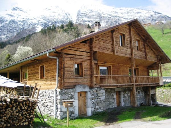 Vieux chalet (pas dispo de Décembre à Avril)