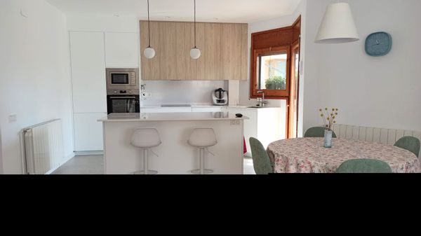 Ester I Carlotas hus