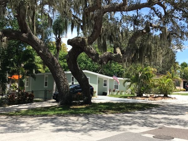 Bungalow on the Bayou