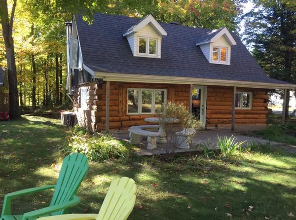 Chalet en bois rond du Lac Crooks