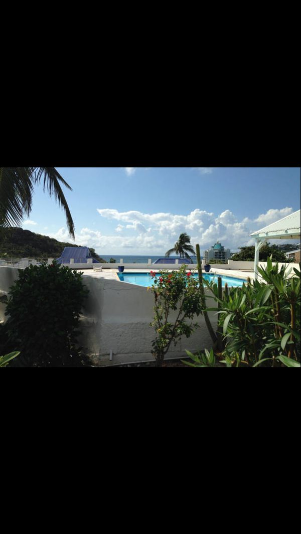 Céline, Thomas Et Lana's house