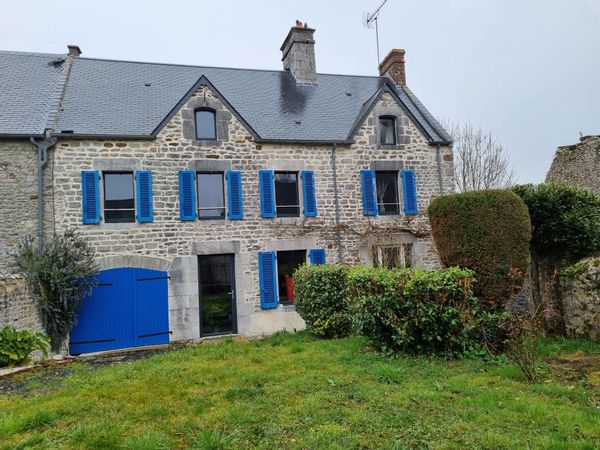 La maison de Mathilde maison en pierre dans ancien village de pêcheurs