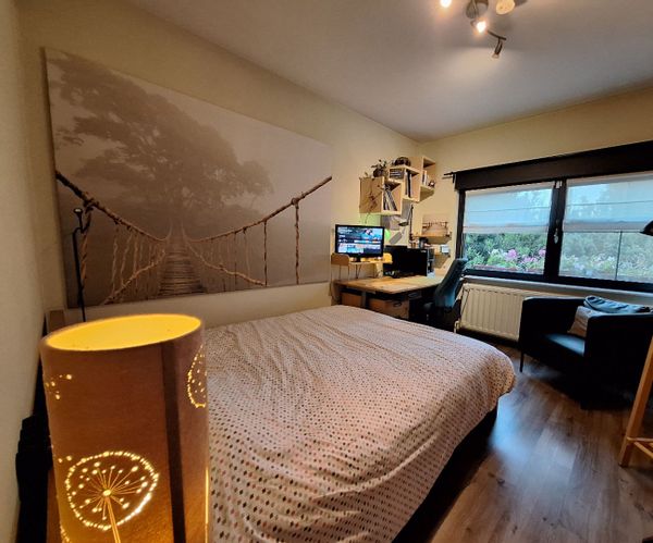 ✨ BRUSSEL 2 Chambres dans Villa Élégante – Idéal pour Visiter Bruxelles et Profiter de Waer Waters – 2 Chambres Confortables, Salle de Bain Privée, Netflix, Parking Gratuit et Jardin ✨