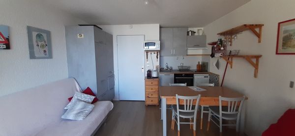 Appartement montagne avec terrasse dans station familiale