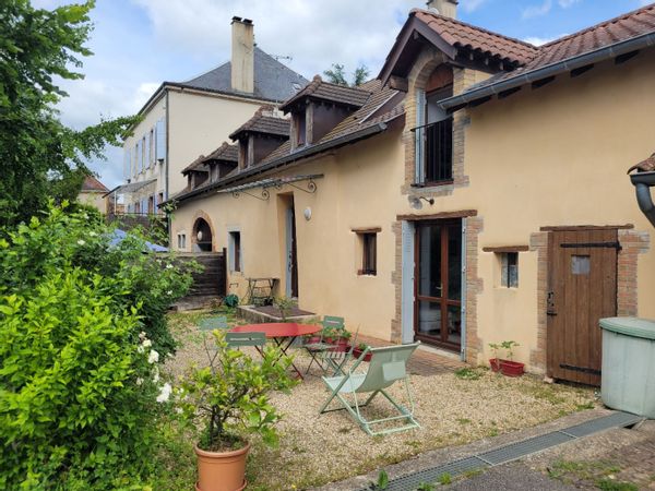 Maison de charme à la campagne en Bourgogne du Sud