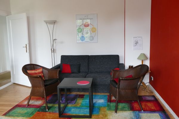 Anjas flat in central part of BERLIN between international railway station Südkreuz and Tempelhof Field