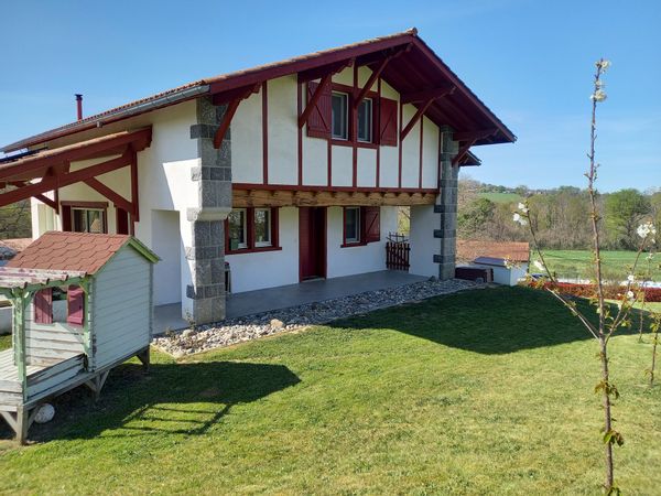 Eztitxu, Maxime, Maddi, Ganixs hus