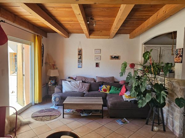 Maison face à l’Ecole