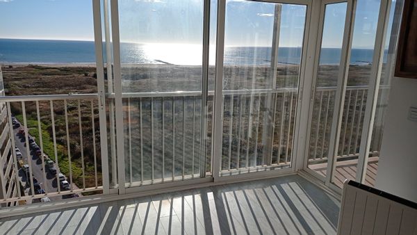 Apartamento con vistas espectaculares sobre el mar mediterráneo a 15 minutos de Valencia