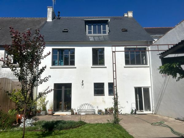 - Soleil et Jardin au cœur de la Ville -