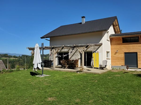Maison à la Campagne - Entre Lac et Montagne