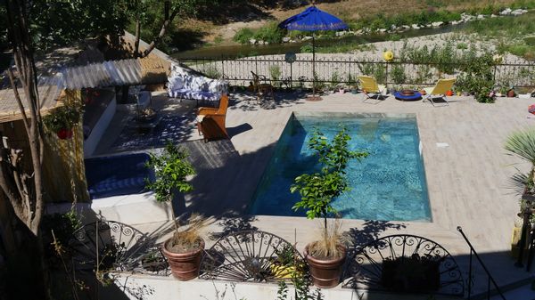 Caroline's house