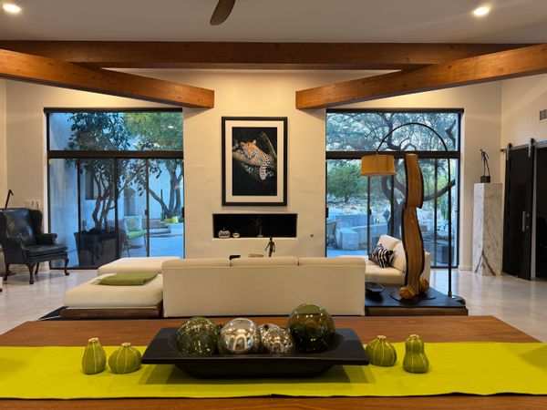 Southwest Meets Mid-Century Modern with Mountain Views!