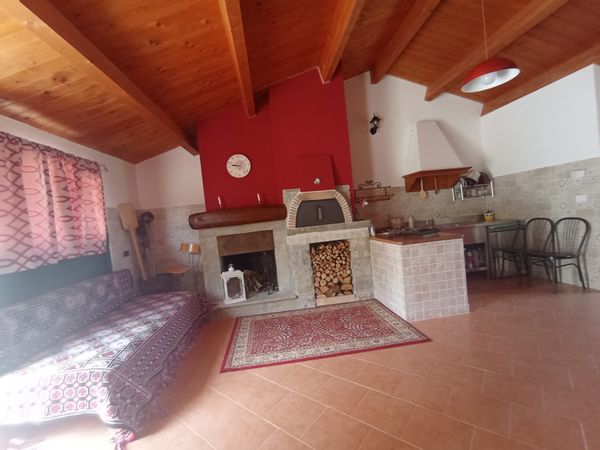 Annamaria's house