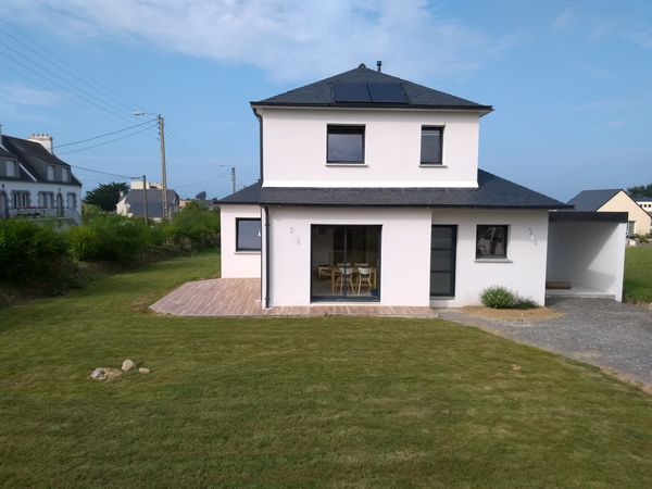 Guy's house