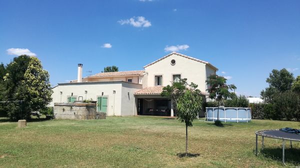 Mer Méditerranée : joli mas proche de Montpellier