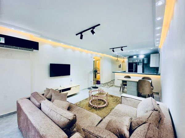 Pyramids in Egypt!! Cozy Escape in Cairo Maadi - A Tourist Hotspot