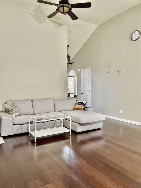 Family-Friendly Home with Easy I-5 Access Near Downtown Salem