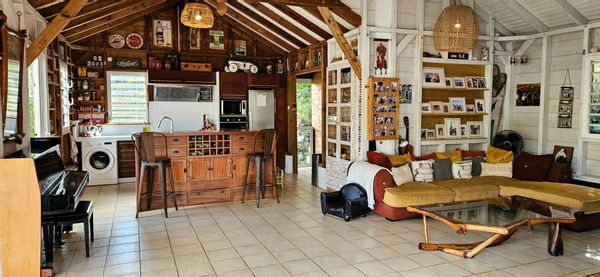 Maison familiale et atypique dans un quartier calme et proche toutes commodités