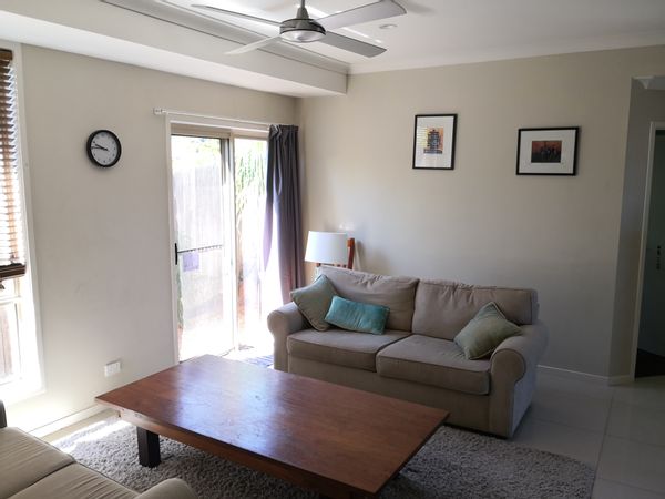 Cosy, clean house 3 minutes drive from Mullumbimby Town, 20 minutes from Byron Bay