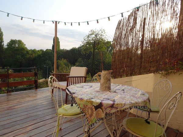 La maison de Corine, Jean-Baptiste, Paolo et Louison