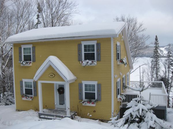 Bord de lac et montagnes, lake and mountains !