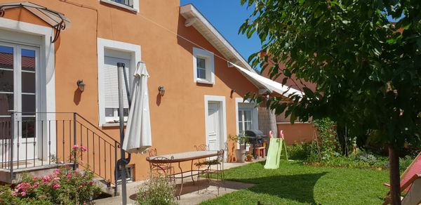 House in Oullins (Lyon) close to the Metro