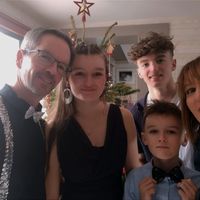 Charles, Laëtitias hus