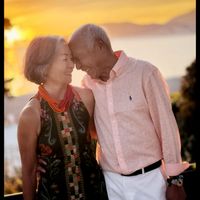 Grande maison très éclairée. 20min de marche du centre ville. 10min des parcs, cafés et restaurants.