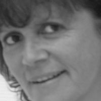 Maison de ville, grande terrasse, quartier résidentiel, accès très facile aux sites et commodités