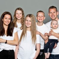 Fully booked for summer 2025 - Great family home 15 minutes from Reykjavik central.