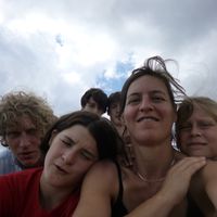 Chambre privée confortable et sur jardin dans la maison de Catherine, accès direct depuis l'entrée