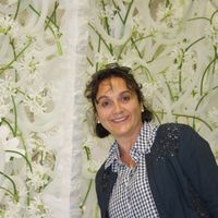 Chambre privé au calme/ Nous mettons à votre disposition une chambre et une salle d'eau attenante.