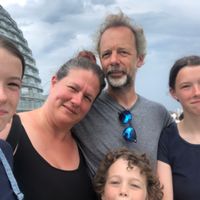 Looking for a TORONTO home in Queen East in the summer for GP or a great family home in Germany