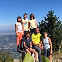 Cadre très agréable à proximité de Lyon : grand appartement dans une belle maison à Brignais, France