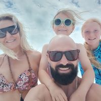 The Thomas Household - Gold Coast.