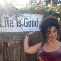 Artist casita between the jungle and the ocean