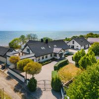 Property of the highest quality on Sweden's southernmost point