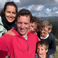 Charming house with huge & closed garden in Montreal