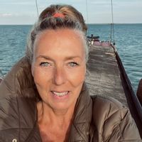 Waterfront luxury in the vibrant heart of Rotterdam.