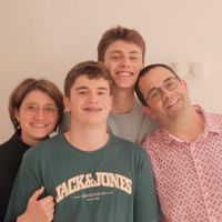 Bienvenue en Bourgogne ! Céline et Mathieu vous accueillent !
