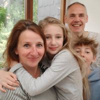 Tine & Michael, Amos & Noors hus