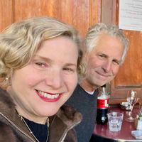 Spacious four bedroom house, new chef's kitchen, wooded surroundings, minutes to Woodstock.