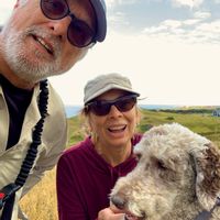 La tranquillité dans une grande maison sous les arbres à proximité de Montréal.