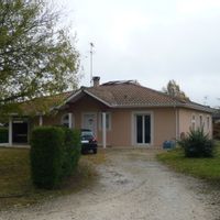 CAROLINE's house