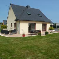 plage à 6 km entre Perros-Guirec et Paimpol libre du 09 au 23 août contre guest points